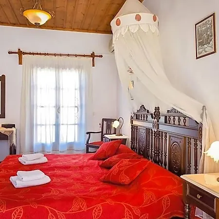Hotel Sifnaika Konakia -traditional Settlements
